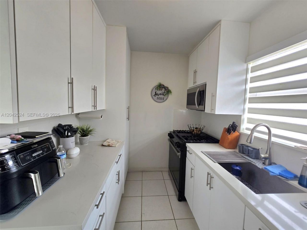 1265 W 24th St , Unit 201, Hialeah, FL 33010 Photo