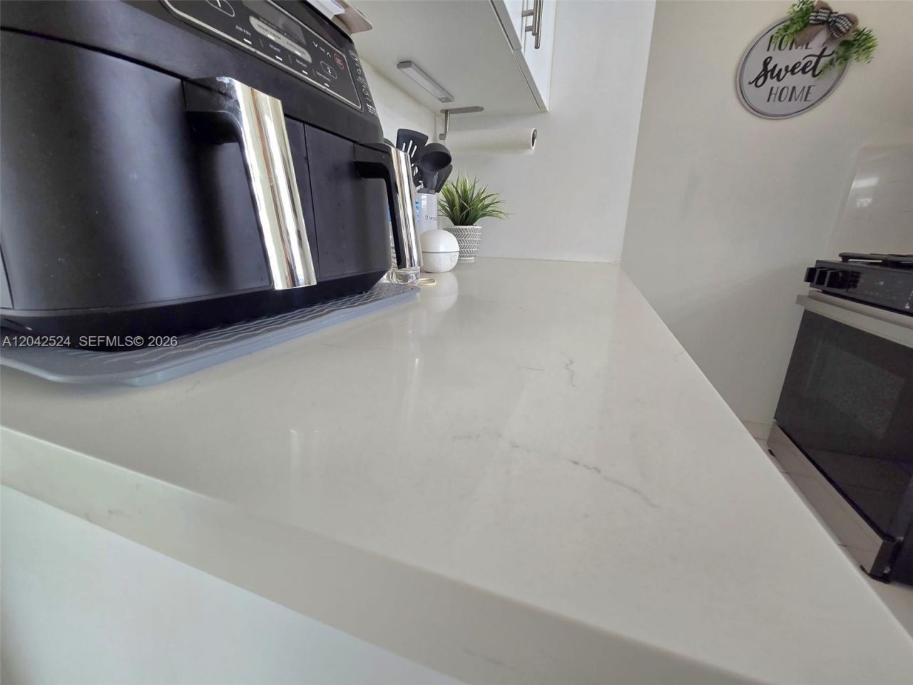1265 W 24th St , Unit 201, Hialeah, FL 33010 Photo