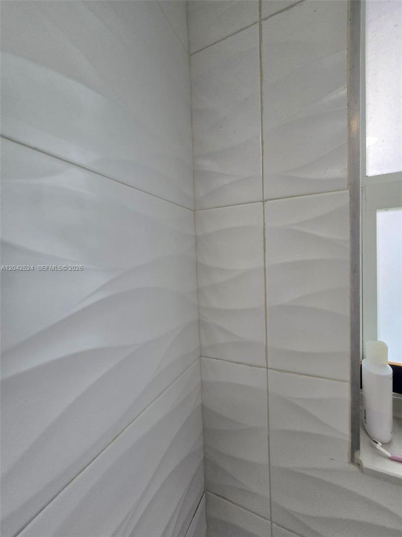 1265 W 24th St , Unit 201, Hialeah, FL 33010 Photo