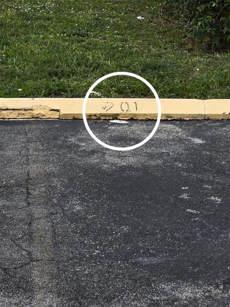 1265 W 24th St , Unit 201, Hialeah, FL 33010 Photo