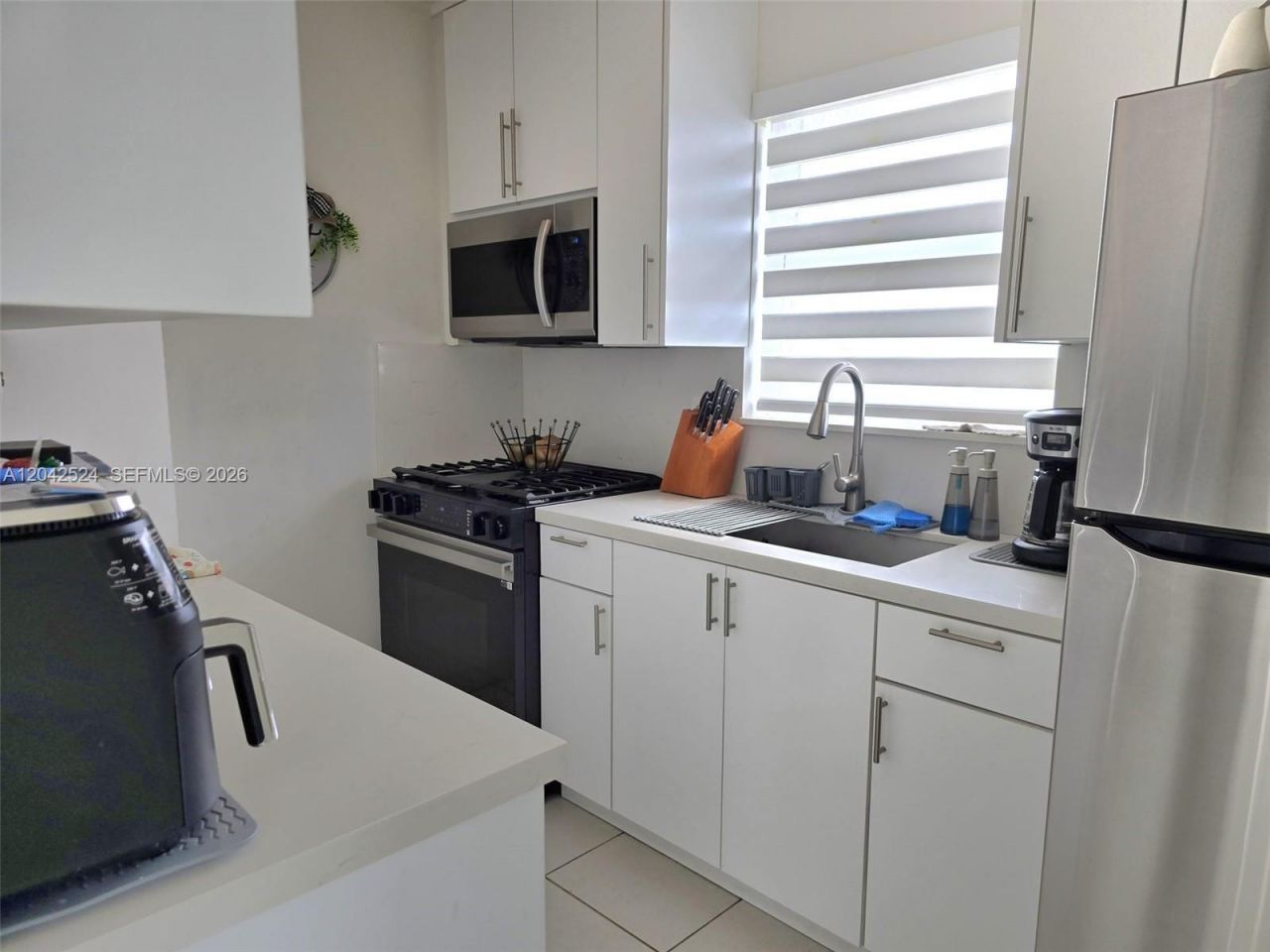1265 W 24th St , Unit 201, Hialeah, FL 33010 Photo