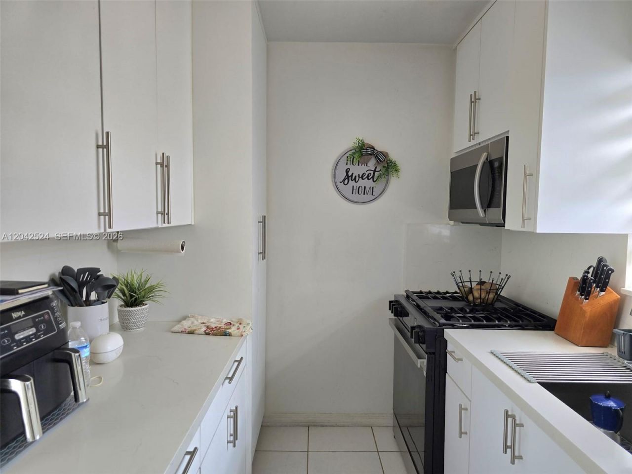 1265 W 24th St , Unit 201, Hialeah, FL 33010 Photo