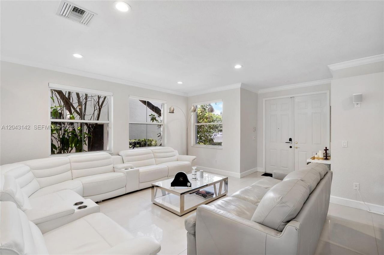 5067 SW 162nd Ave , Miramar, FL 33027 Photo