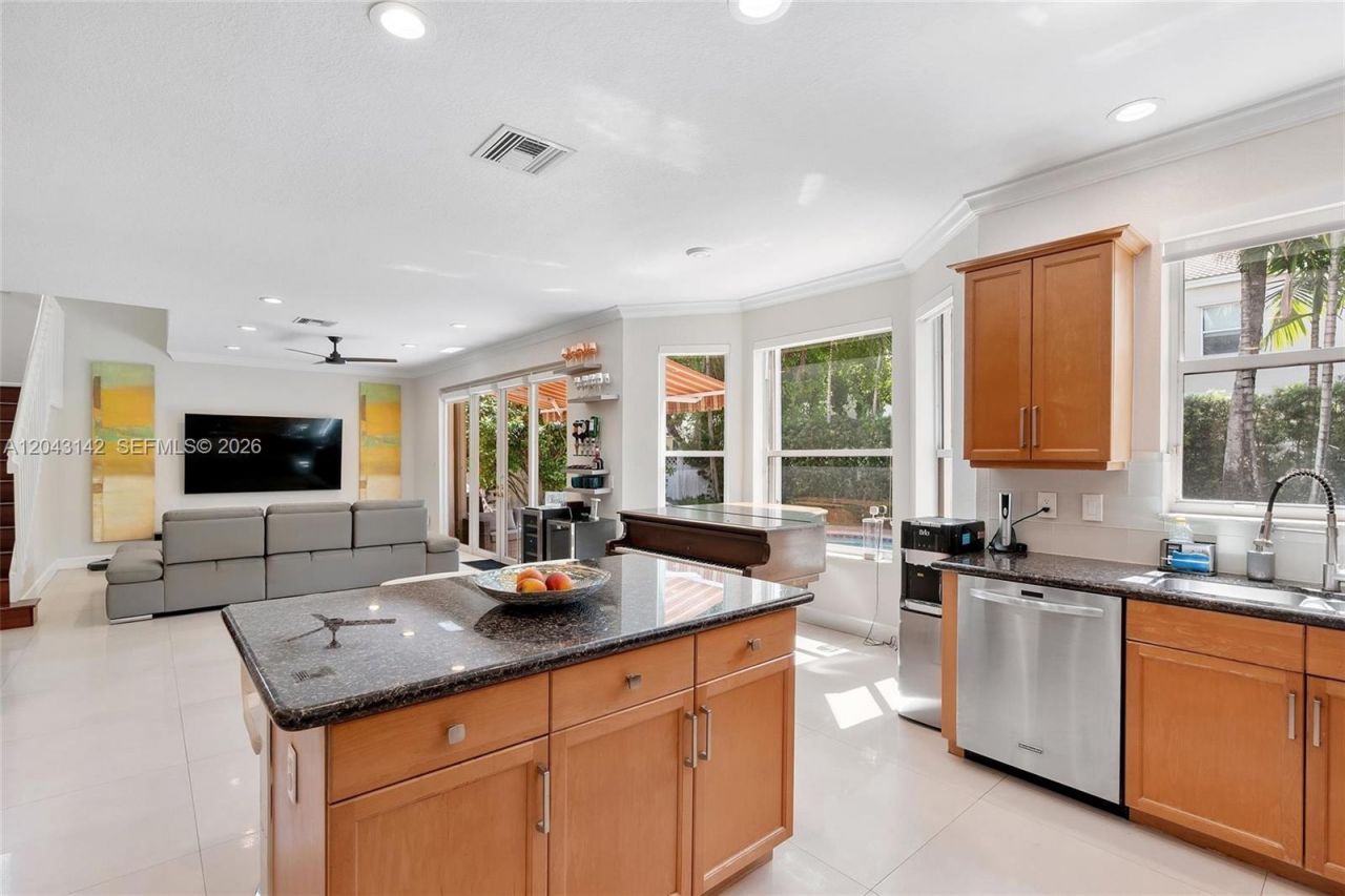 5067 SW 162nd Ave , Miramar, FL 33027 Photo