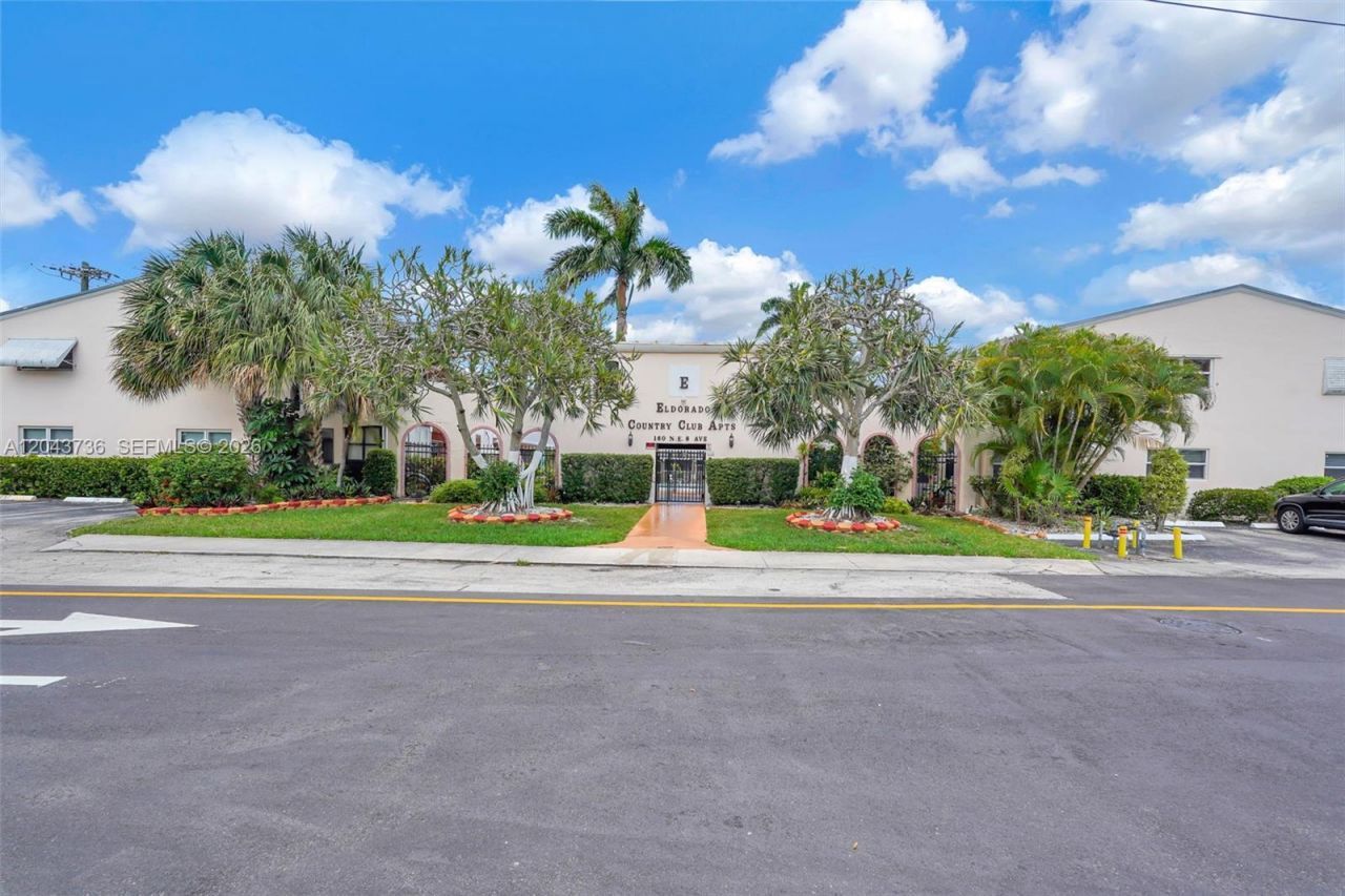 160 NE 8th Ave , Unit 27A, Hallandale Beach, FL 33009 Photo