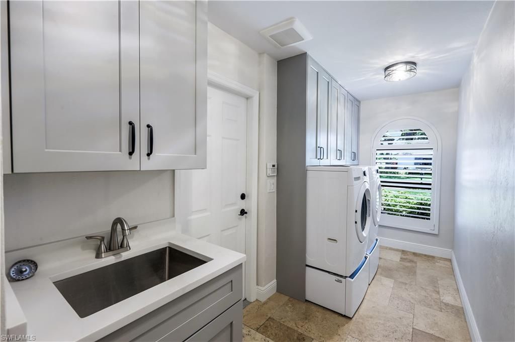 235 Silverado Dr , Naples, FL 34119 Photo