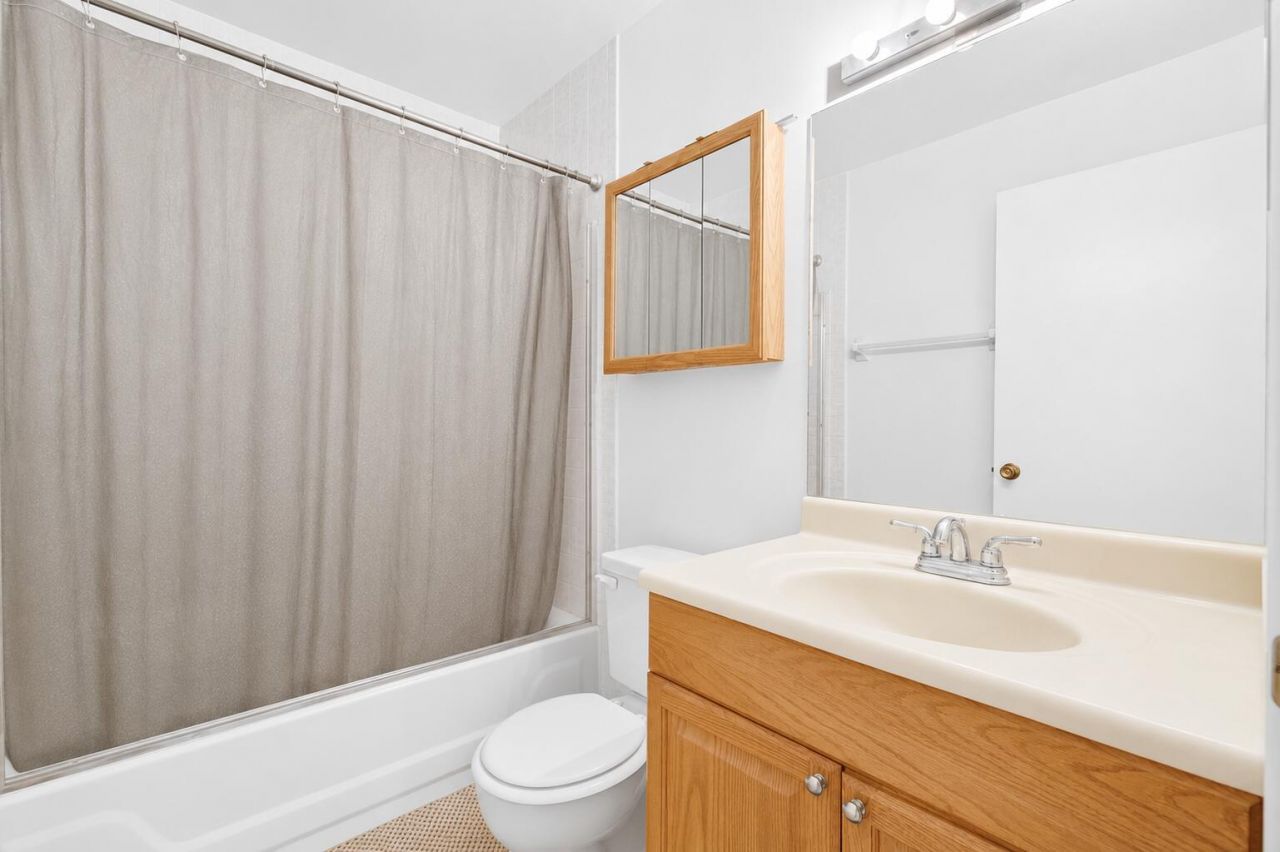 2400 SW 19th Avenue, Boynton Beach, FL 33426 Photo
