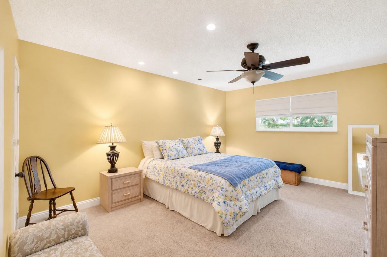 2400 SW 19th Avenue, Boynton Beach, FL 33426 Photo