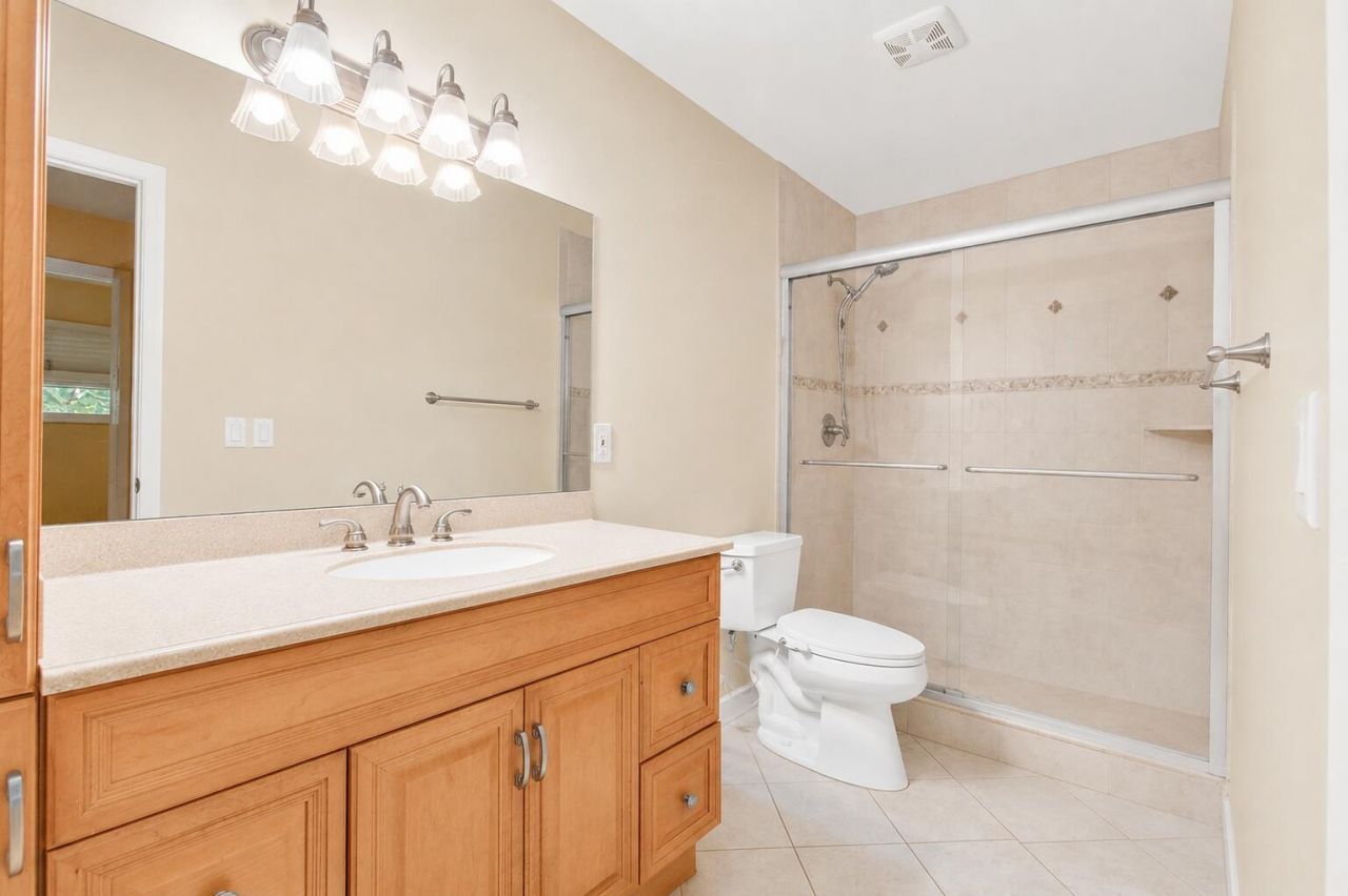 2400 SW 19th Avenue, Boynton Beach, FL 33426 Photo