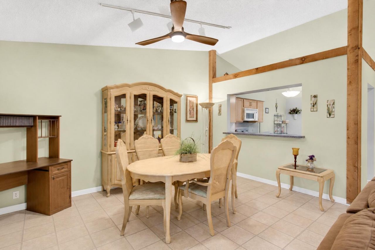 2400 SW 19th Avenue, Boynton Beach, FL 33426 Photo