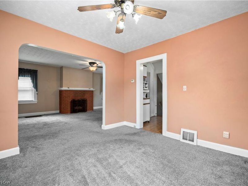 12501 Wayland, Cleveland, OH 44111 Photo 10