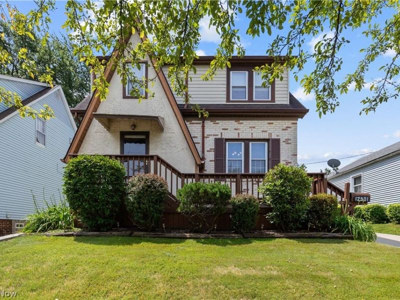 12501 Wayland, Cleveland, OH 44111 Photo 2