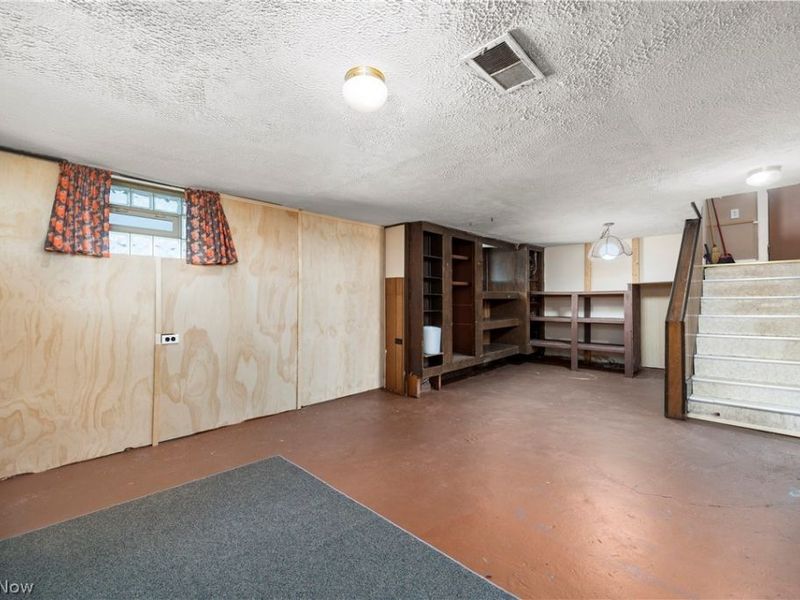 12501 Wayland, Cleveland, OH 44111 Photo 28