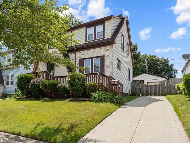 12501 Wayland, Cleveland, OH 44111 Photo 3