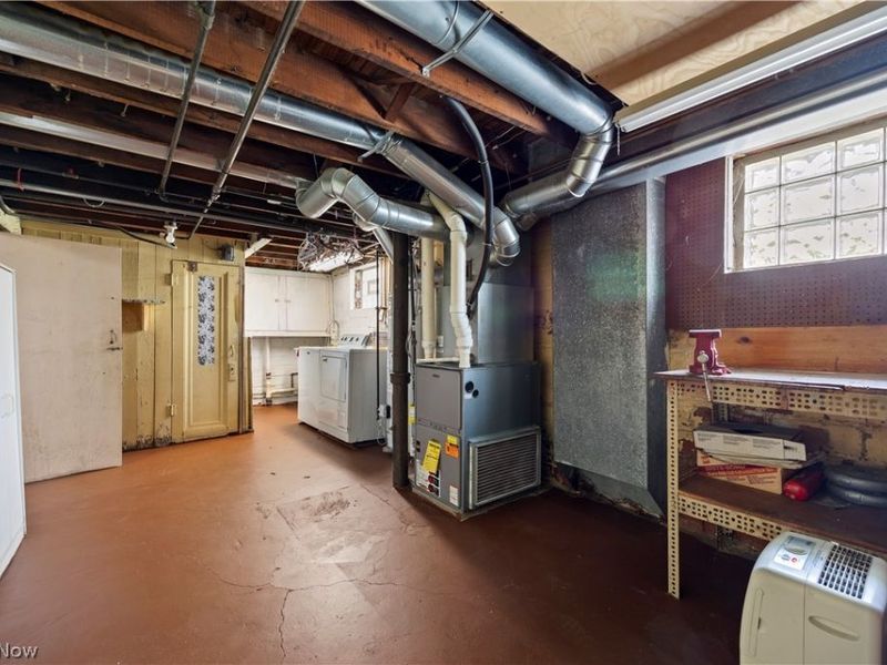 12501 Wayland, Cleveland, OH 44111 Photo 30