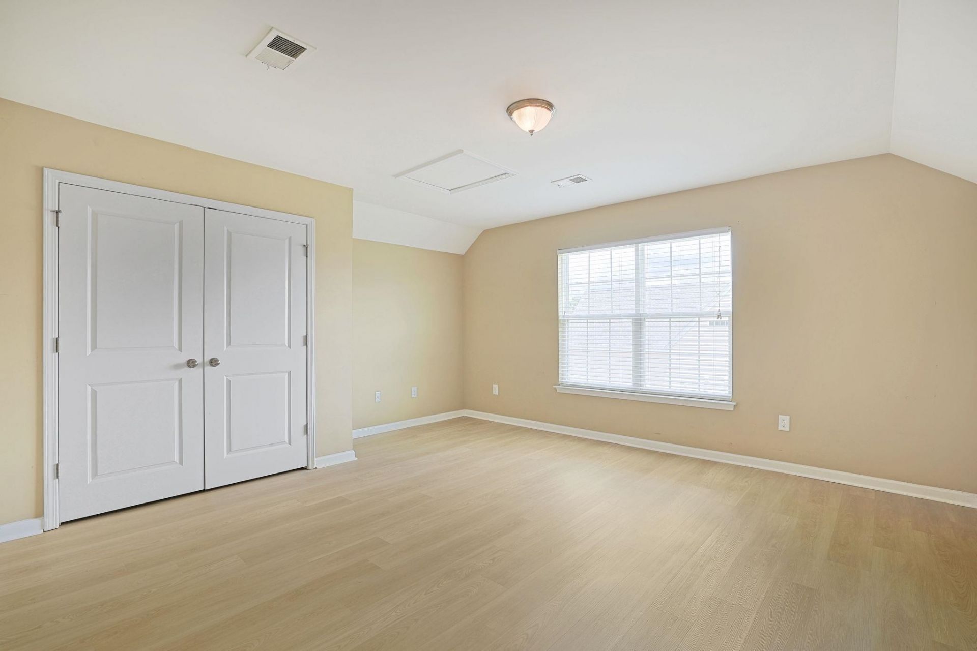 955 Welkin Ct.  Photo 37