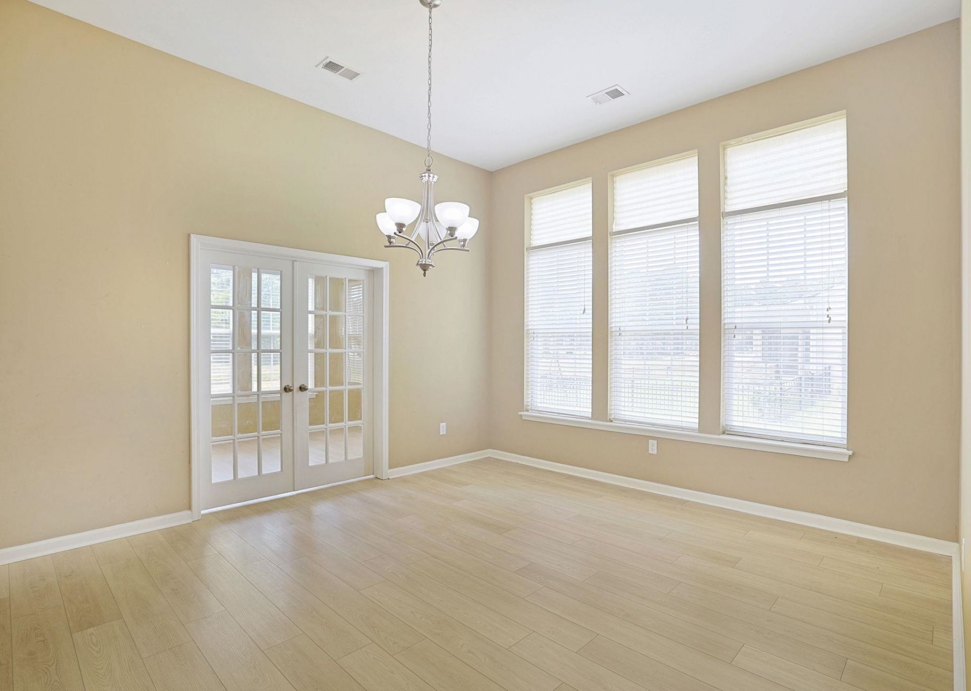 955 Welkin Ct.  Photo 8