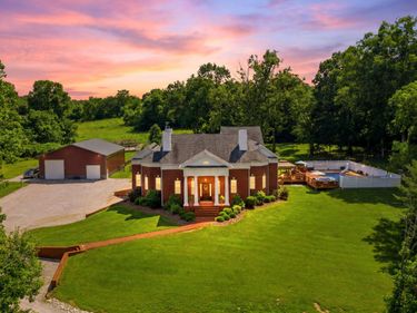 1725 Onan Bend Road, Frankfort, KY 40601