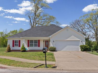 107 Lurlington Court, Hopkinsville, KY 42240