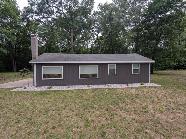 149 N Alpine Drive, Fountain, MI 49410