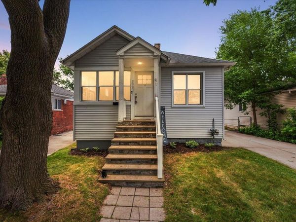 23831 Deziel Street, Saint Clair Shores, MI 48082