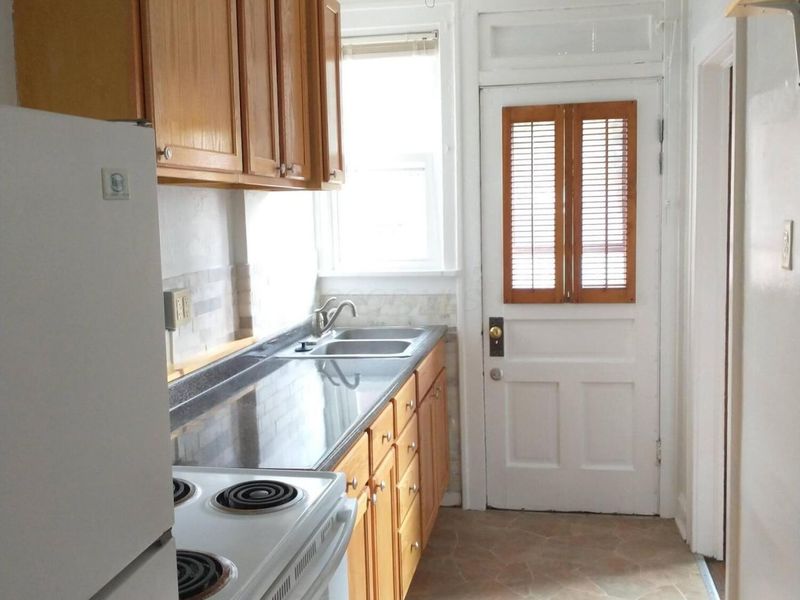 2054 N 4th Street, Columbus, OH 43201 Photo 5