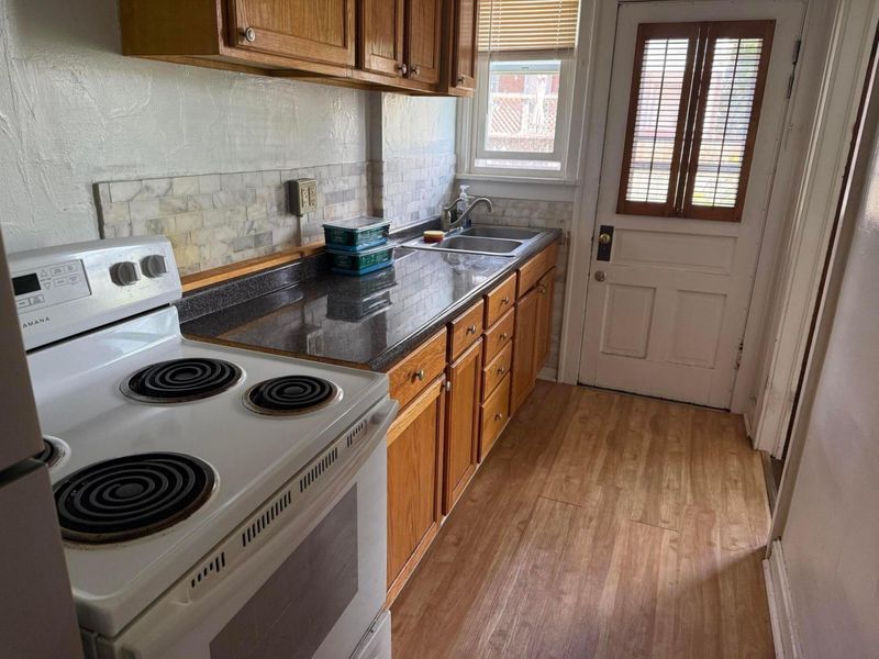 2054 N 4th Street, Columbus, OH 43201 Photo 6