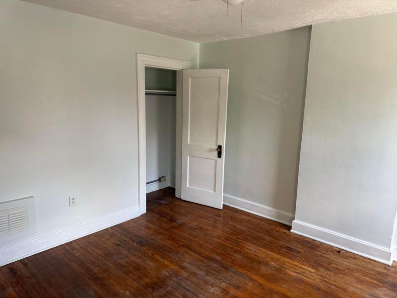 2054 N 4th Street, Columbus, OH 43201 Photo 8