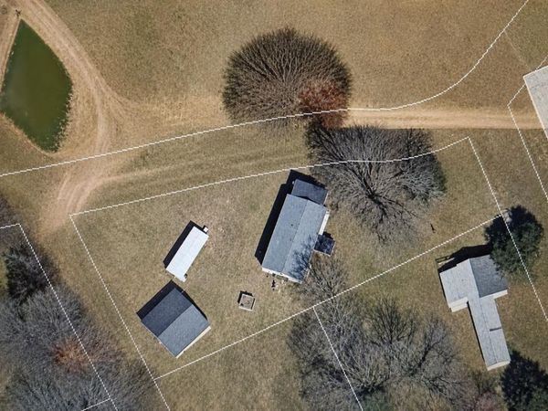 24 Braggs Bay Road, Errol, NH 03579