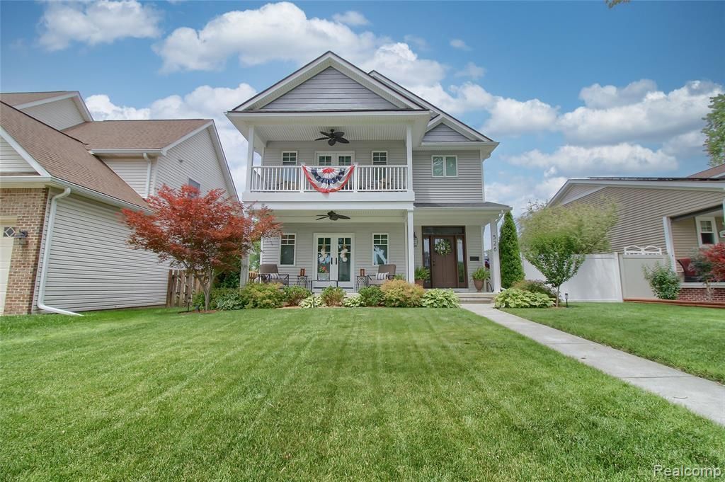 526 Plum Street, Wyandotte, MI 48192 Main Photo