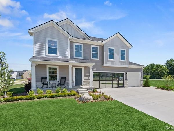 34433 Sandpiper Court, Chesterfield Twp, MI 48047