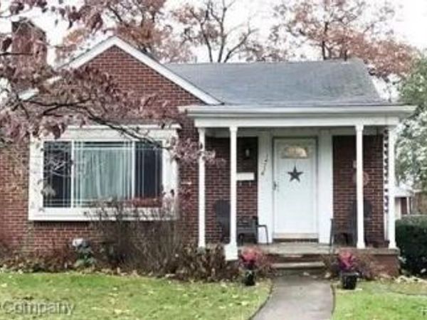 24036 Rosewood Street, Oak Park, MI 48237