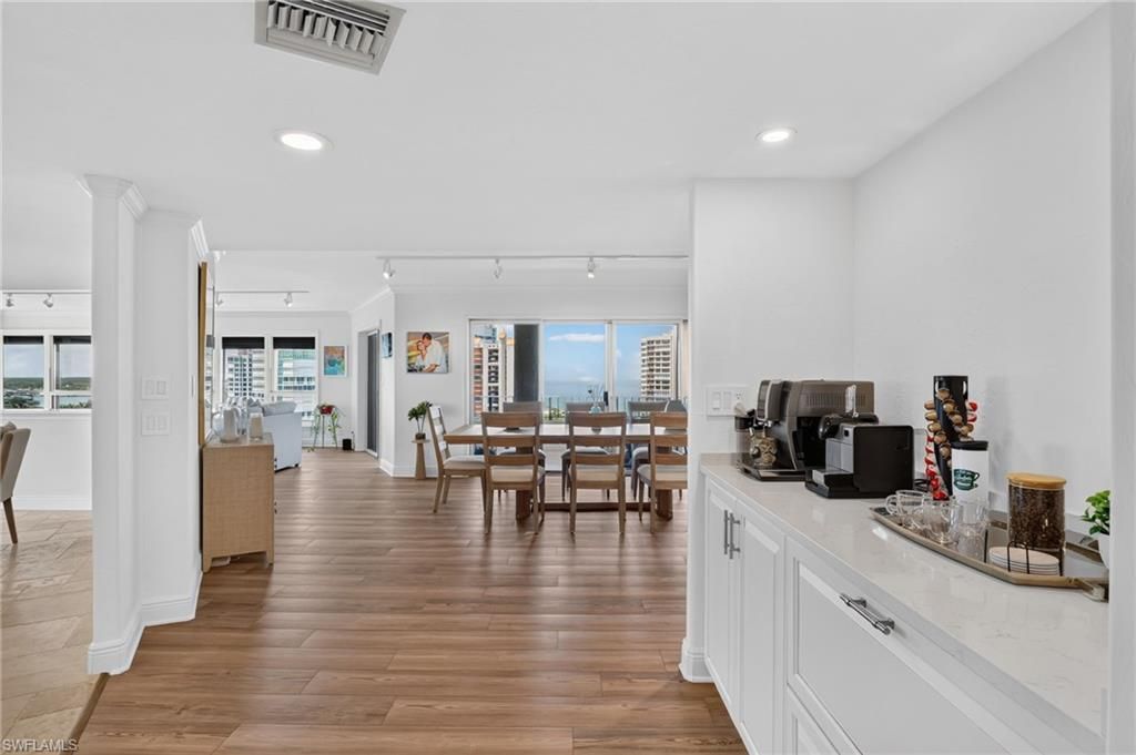 4451 Gulf Shore Blvd N, Unit 1604, Naples, FL 34103 Photo