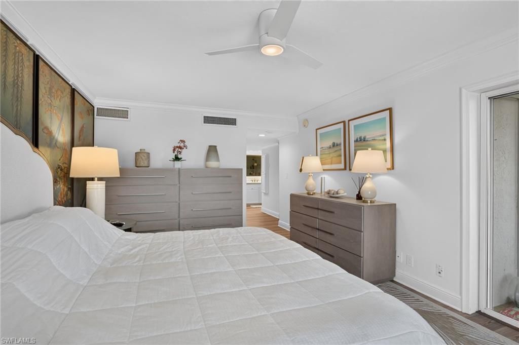 4451 Gulf Shore Blvd N, Unit 1604, Naples, FL 34103 Photo