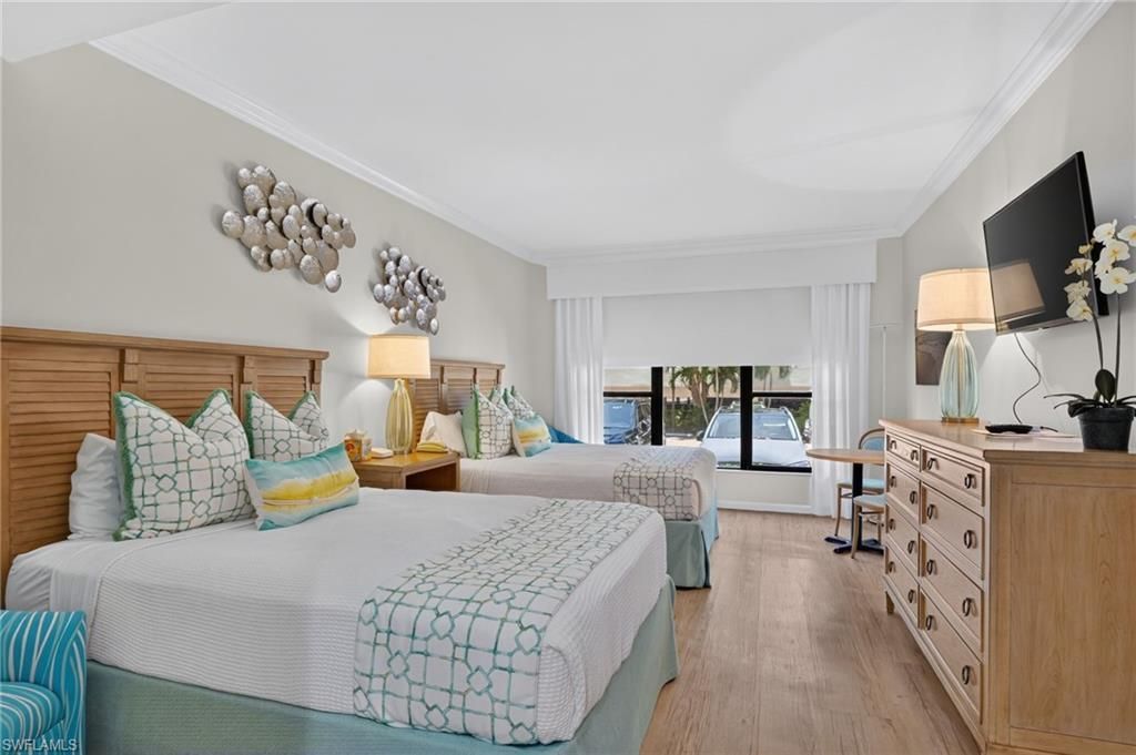 4451 Gulf Shore Blvd N, Unit 1604, Naples, FL 34103 Photo