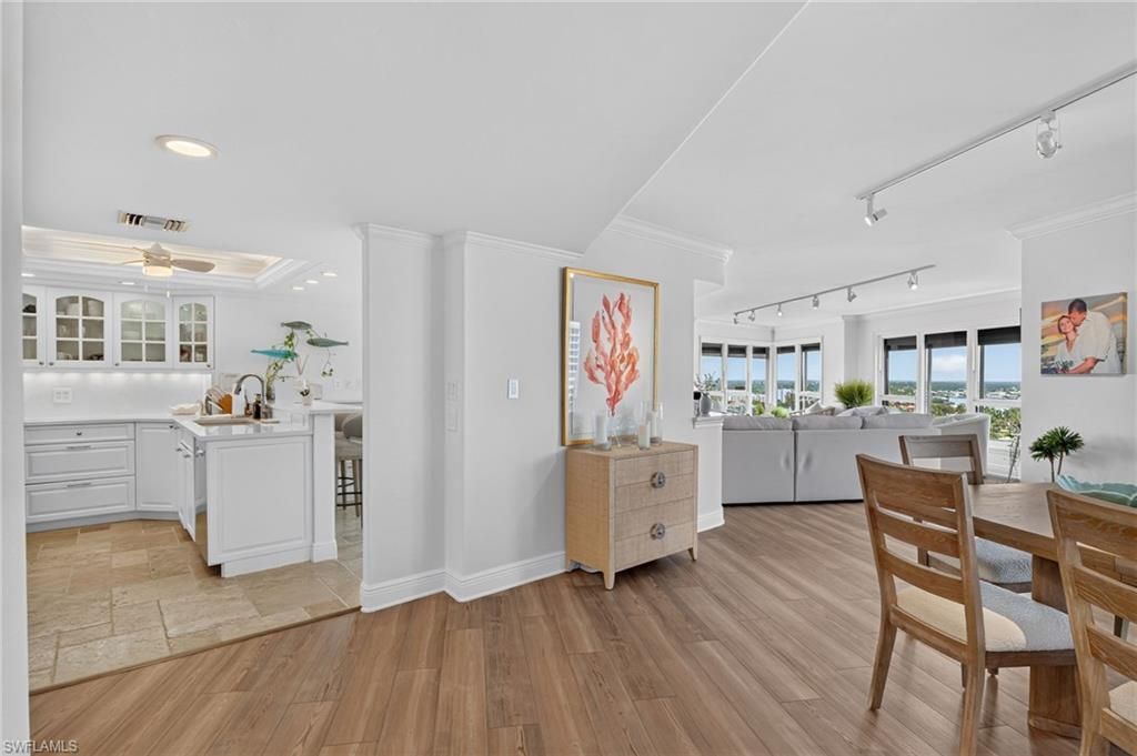 4451 Gulf Shore Blvd N, Unit 1604, Naples, FL 34103 Photo