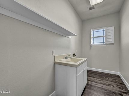400 Sunset Springs Lane, Spanish Springs, NV 89441 Photo