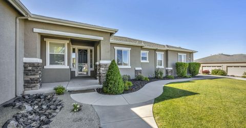 400 Sunset Springs Lane, Spanish Springs, NV 89441 Photo