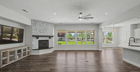 400 Sunset Springs Lane, Spanish Springs, NV 89441 Photo