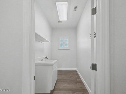 400 Sunset Springs Lane, Spanish Springs, NV 89441 Photo