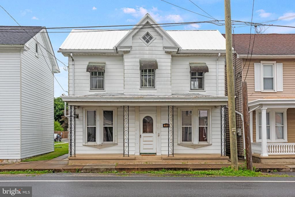 316 WALNUT STREET , BOILING SPRINGS, PA 17007