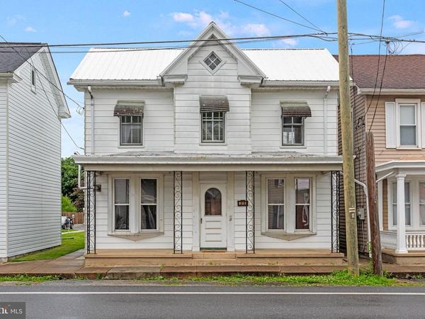 316 WALNUT STREET, BOILING SPRINGS, PA 17007