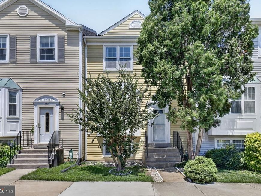 870 Bayridge Drive , Gaithersburg, MD 20878 Main Photo