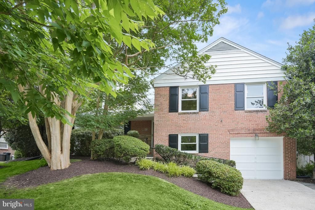 9210 BARDON ROAD , BETHESDA, MD 20814
