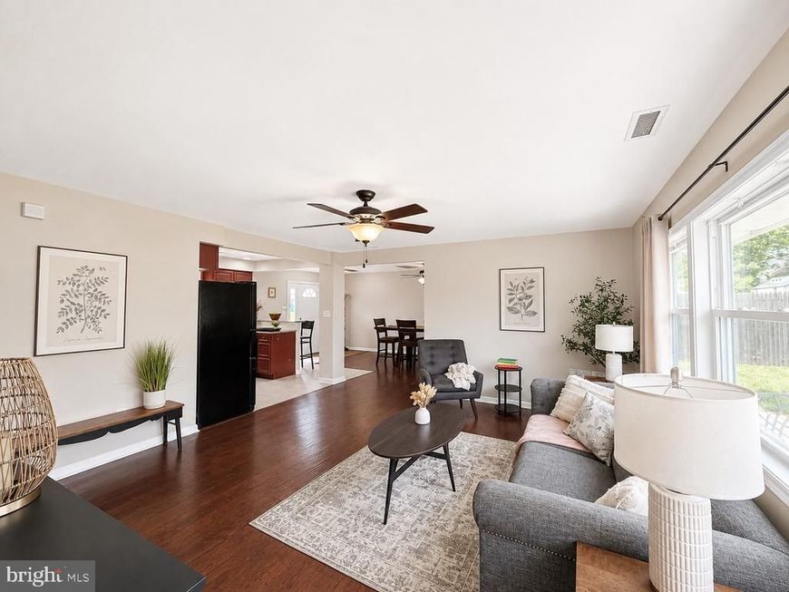 32 Great Oak Road , Levittown, PA 19057 Main Photo