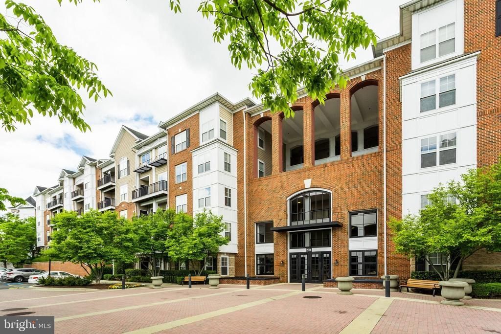501 HUNGERFORD DRIVE , ROCKVILLE, MD 20850