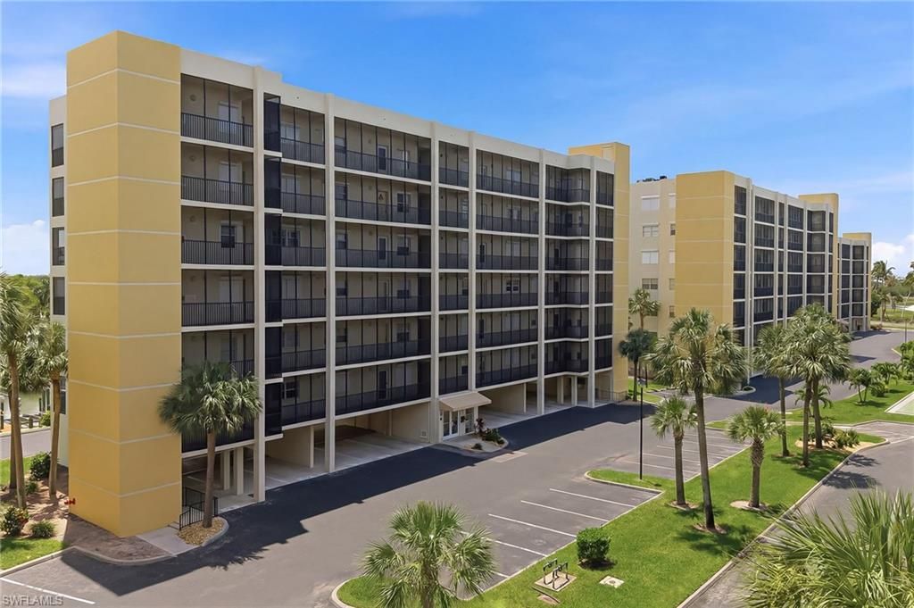 4421 Bay Beach Ln , Unit 623, Fort Myers Beach, FL 33931 Photo