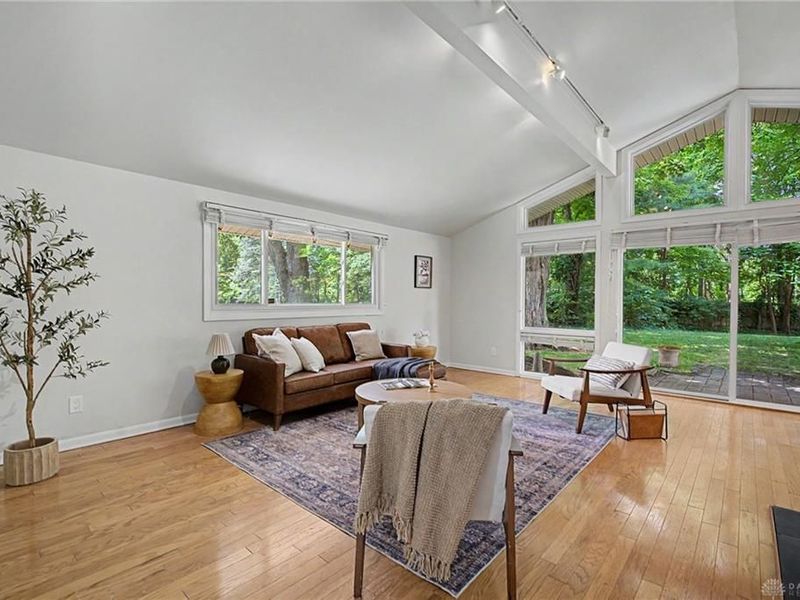 460 Deauville Drive, Washington Township, OH 45429 Photo 20