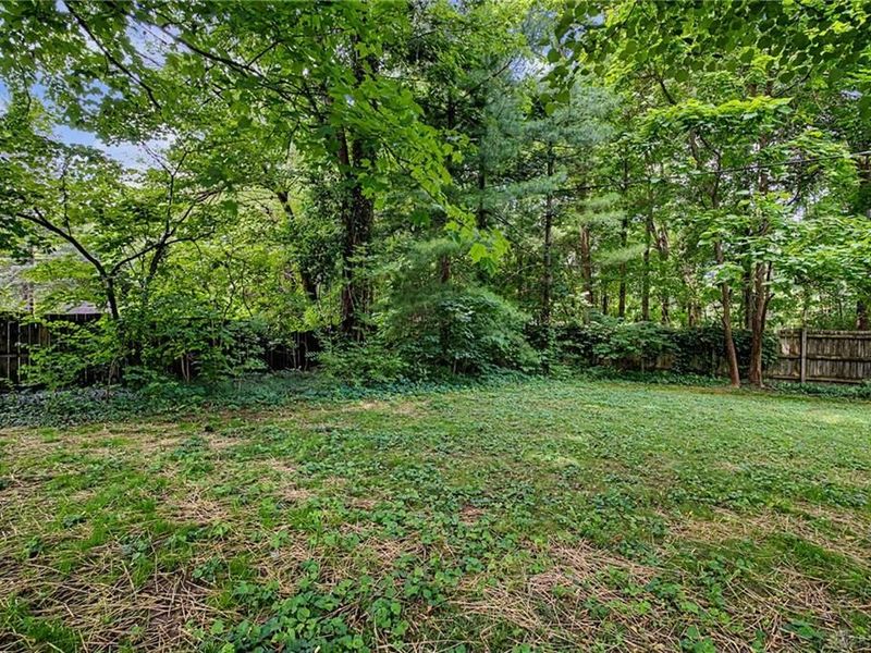 460 Deauville Drive, Washington Township, OH 45429 Photo 41