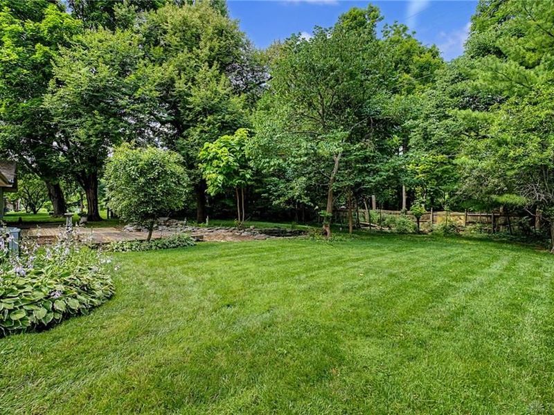 460 Deauville Drive, Washington Township, OH 45429 Photo 44